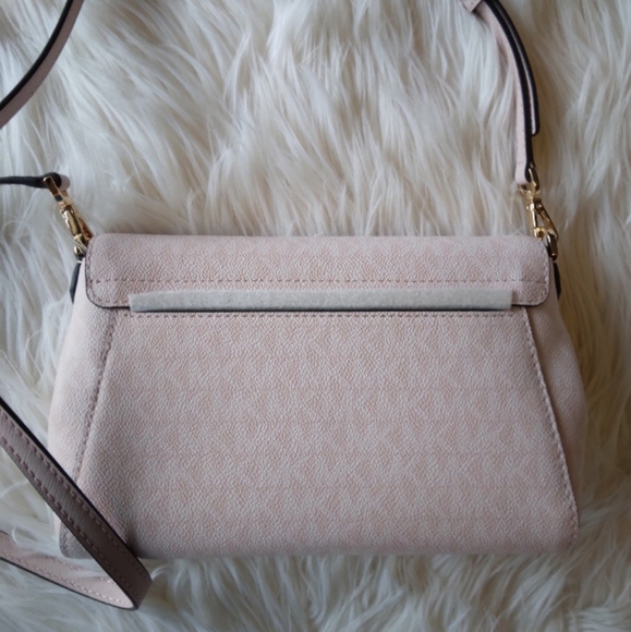 NWT Light Blush Michael Kors Crossbody - Picture 5 of 5